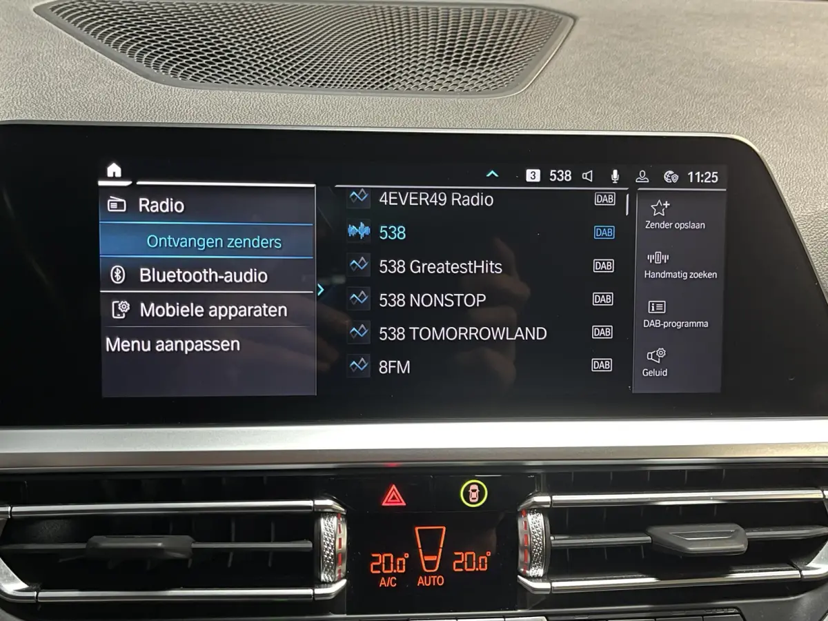 330e xDrive Business Edition Plus 18"/Trekhaak/Laser LED/Head-up/Stoelverwarming/Elektrische klep/Keyless/Apple Carplay & Android Auto