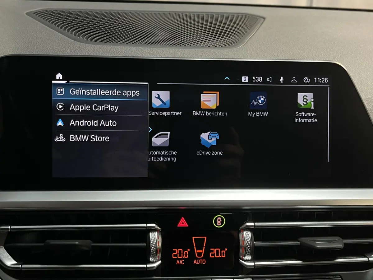 330e xDrive Business Edition Plus 18"/Trekhaak/Laser LED/Head-up/Stoelverwarming/Elektrische klep/Keyless/Apple Carplay & Android Auto