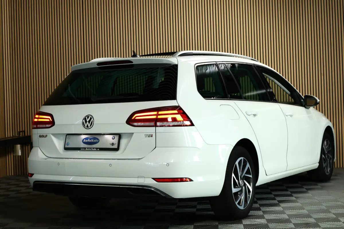 1.4 TSI Highline AUTOMAAT PANORAMADAK NAVI CARPLAY STOELVW "17