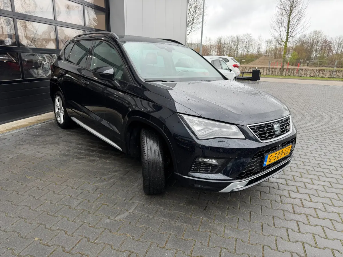 1.5 TSI FR Business Intense Automaat LEER trekhaak