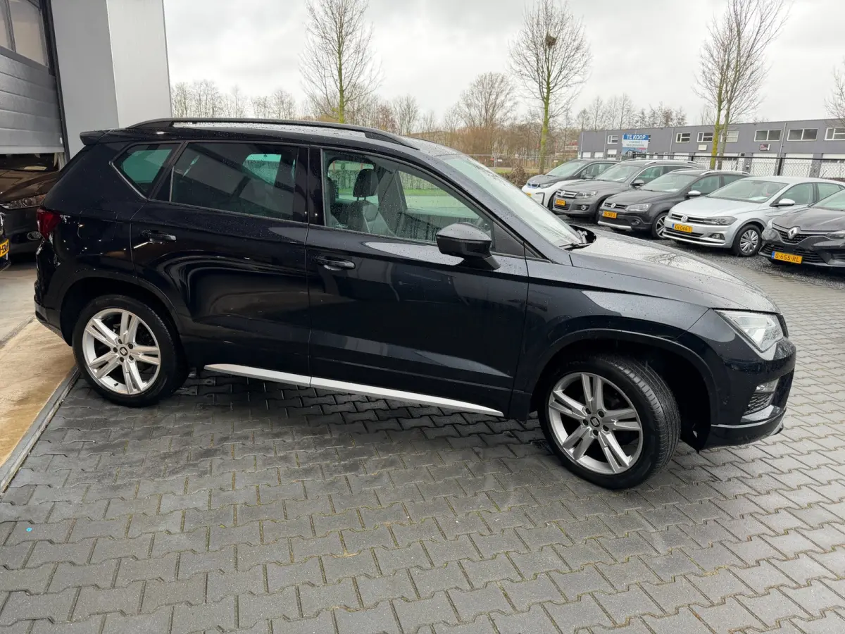 1.5 TSI FR Business Intense Automaat LEER trekhaak
