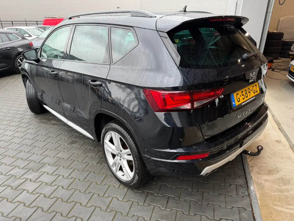 1.5 TSI FR Business Intense Automaat LEER trekhaak