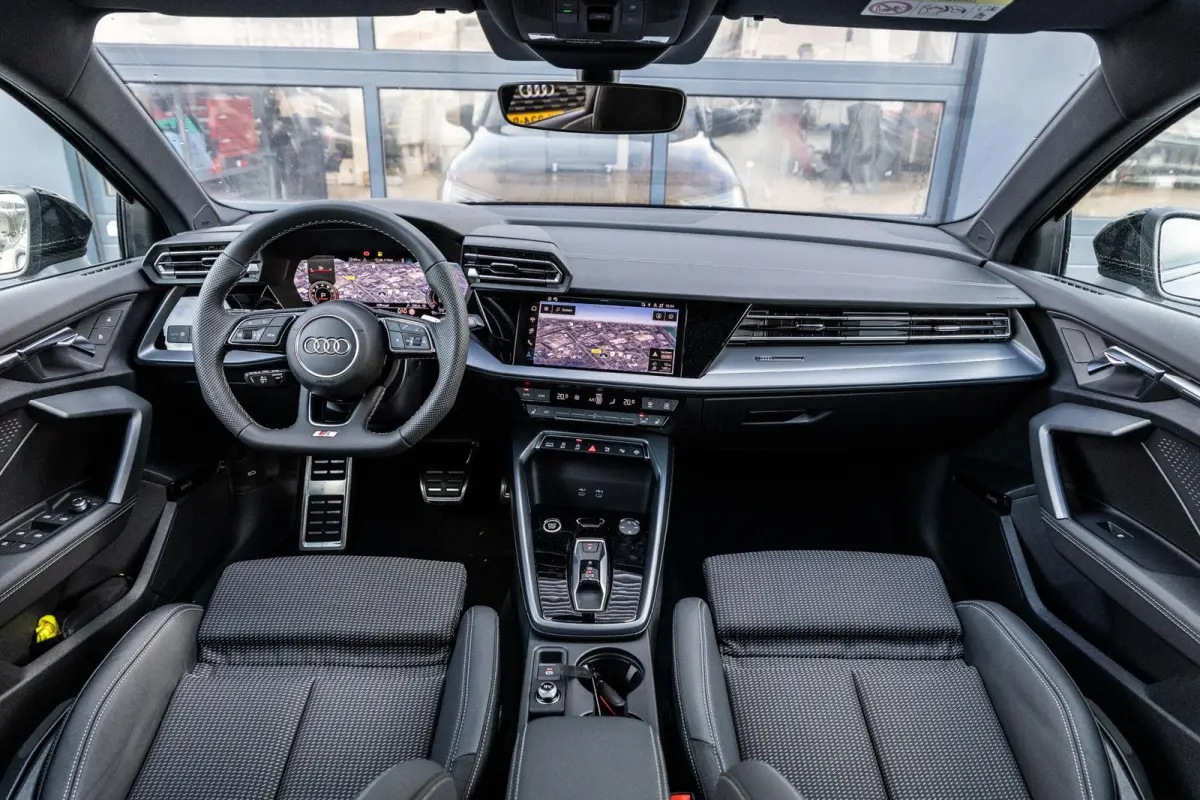 30 TFSI 115pk S Edition | Panoramadak | Head-up Display