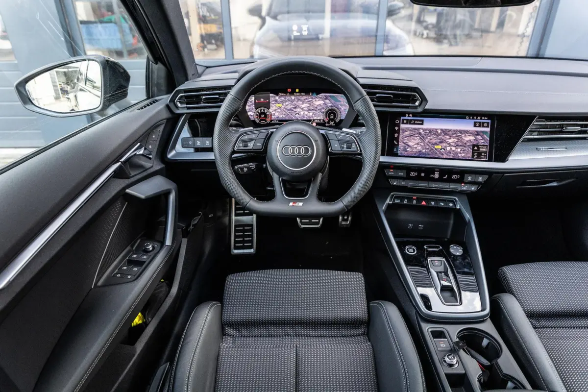 30 TFSI 115pk S Edition | Panoramadak | Head-up Display
