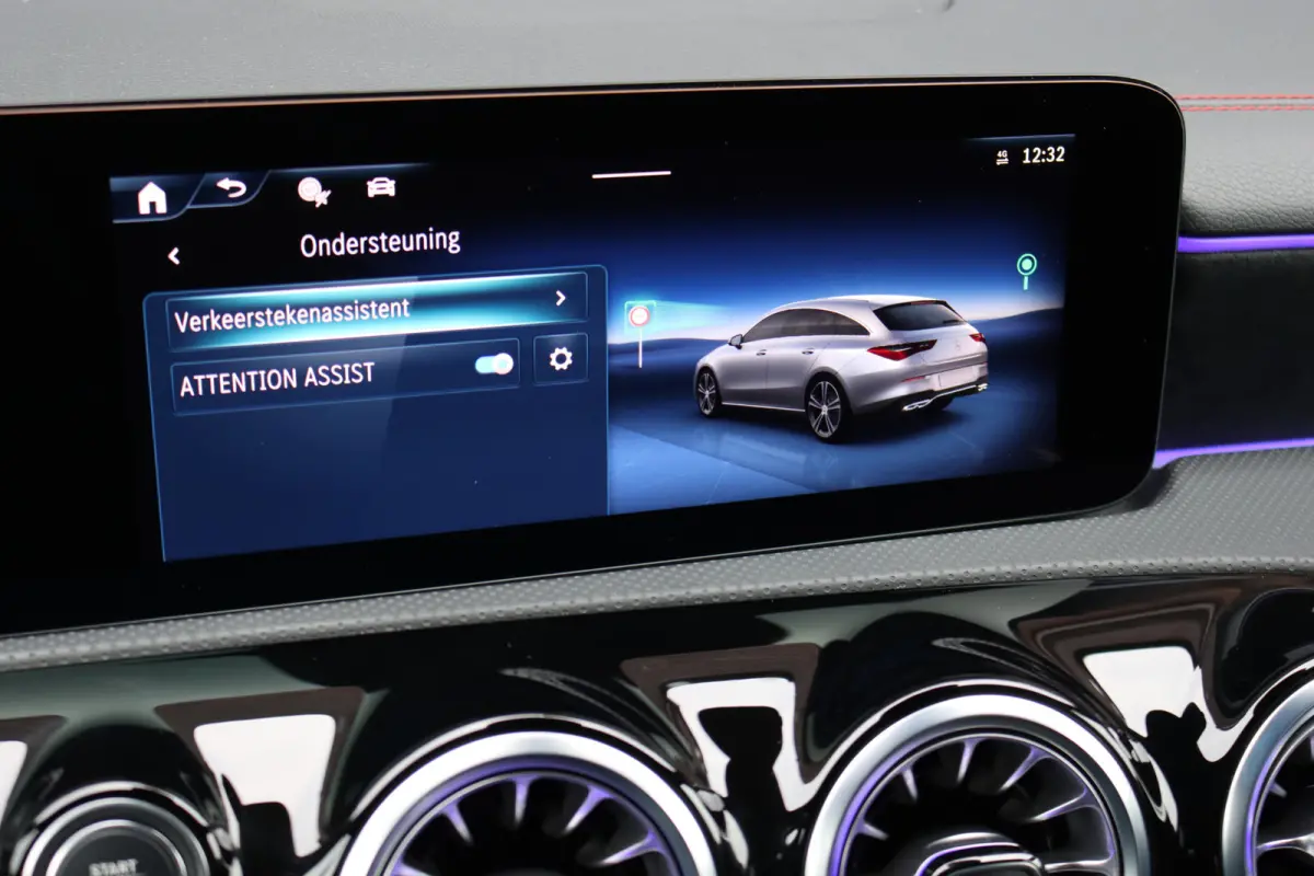 250 e AMG Line | Facelift | Distronic | Surround Camera | Verwarmd Stuurwiel | Keyless Go | Sfeerverlichting | Apple Carplay/Android Auto | Multibeam LED |