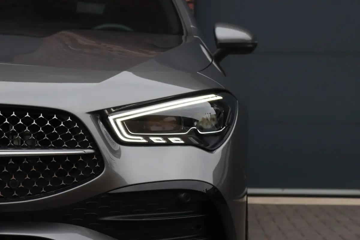 250 e AMG Line | Facelift | Distronic | Surround Camera | Verwarmd Stuurwiel | Keyless Go | Sfeerverlichting | Apple Carplay/Android Auto | Multibeam LED |