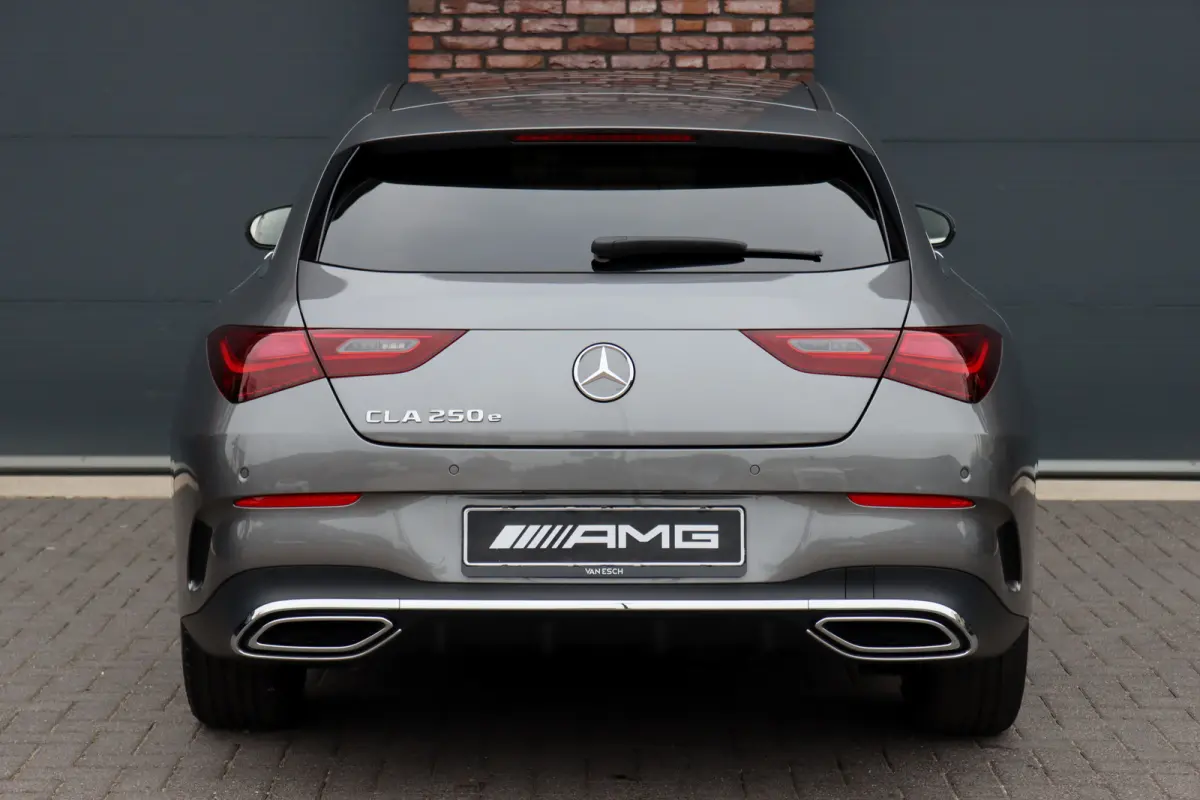 250 e AMG Line | Facelift | Distronic | Surround Camera | Verwarmd Stuurwiel | Keyless Go | Sfeerverlichting | Apple Carplay/Android Auto | Multibeam LED |