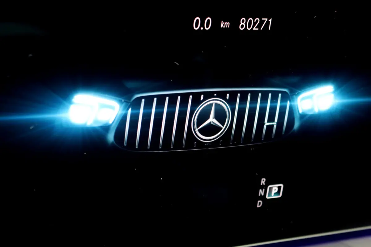AMG 53 4MATIC+ Premium+ | Luchtvering | Distronic+ | Carbon | Burmester | Rijassistentiepakket | Schakelbare Uitlaat | HUD | Nappa Leder | Stoelverwarming V+A | Keyless Go |