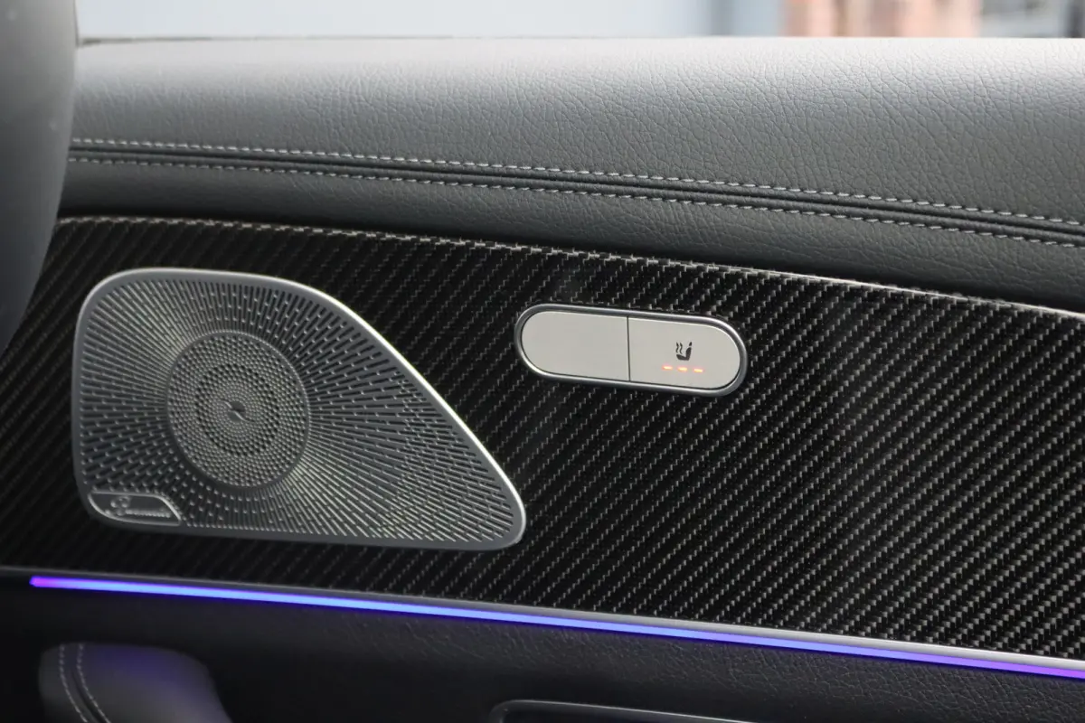 AMG 53 4MATIC+ Premium+ | Luchtvering | Distronic+ | Carbon | Burmester | Rijassistentiepakket | Schakelbare Uitlaat | HUD | Nappa Leder | Stoelverwarming V+A | Keyless Go |