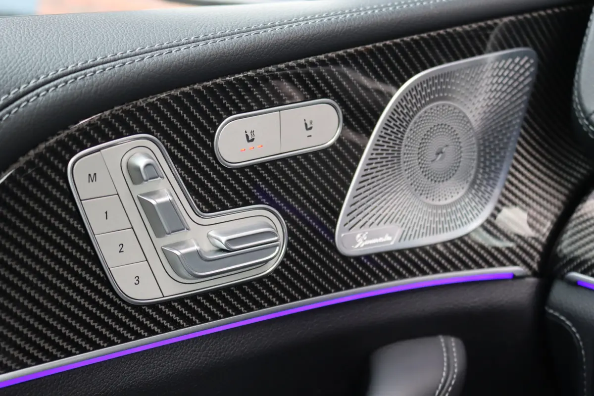 AMG 53 4MATIC+ Premium+ | Luchtvering | Distronic+ | Carbon | Burmester | Rijassistentiepakket | Schakelbare Uitlaat | HUD | Nappa Leder | Stoelverwarming V+A | Keyless Go |