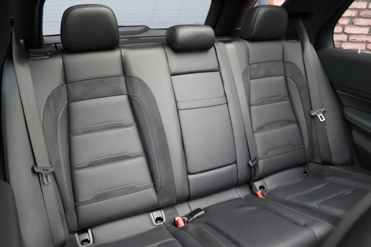 AMG 53 4MATIC+ Premium+ | Luchtvering | Distronic+ | Carbon | Burmester | Rijassistentiepakket | Schakelbare Uitlaat | HUD | Nappa Leder | Stoelverwarming V+A | Keyless Go |