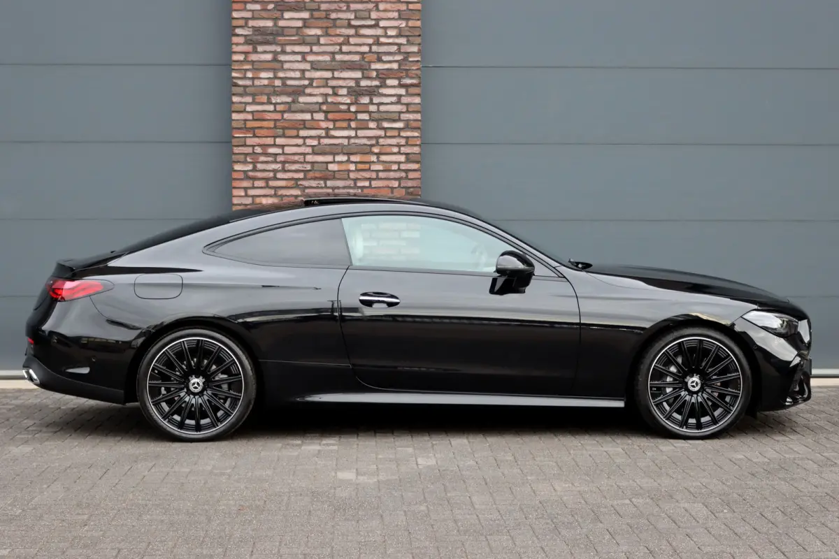 200 AMG Line | Distronic | Memory | Burmester | Panoramadak | HUD | Digital Light | Verwarmd Stuurwiel | Surround Camera | Keyless Go | Nightpakket |