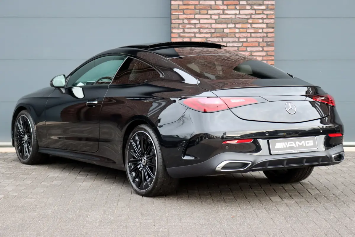 200 AMG Line | Distronic | Memory | Burmester | Panoramadak | HUD | Digital Light | Verwarmd Stuurwiel | Surround Camera | Keyless Go | Nightpakket |