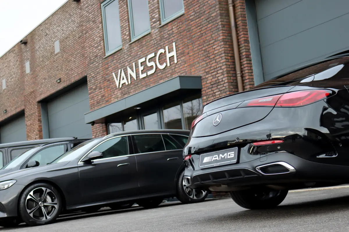 200 AMG Line | Distronic | Memory | Burmester | Panoramadak | HUD | Digital Light | Verwarmd Stuurwiel | Surround Camera | Keyless Go | Nightpakket |