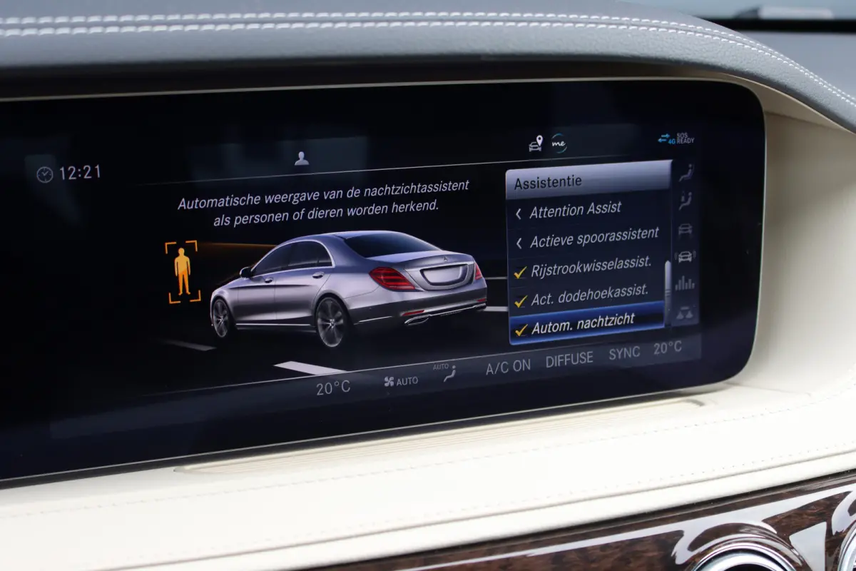 560 AMG Line Premium | V8 | Active Body Control | Distronic+ | HUD | Panoramadak | Burmester | Nachtzicht | Intelligent Light System | Soft-Close | Keyless Go | Camera | Nappa Leder |