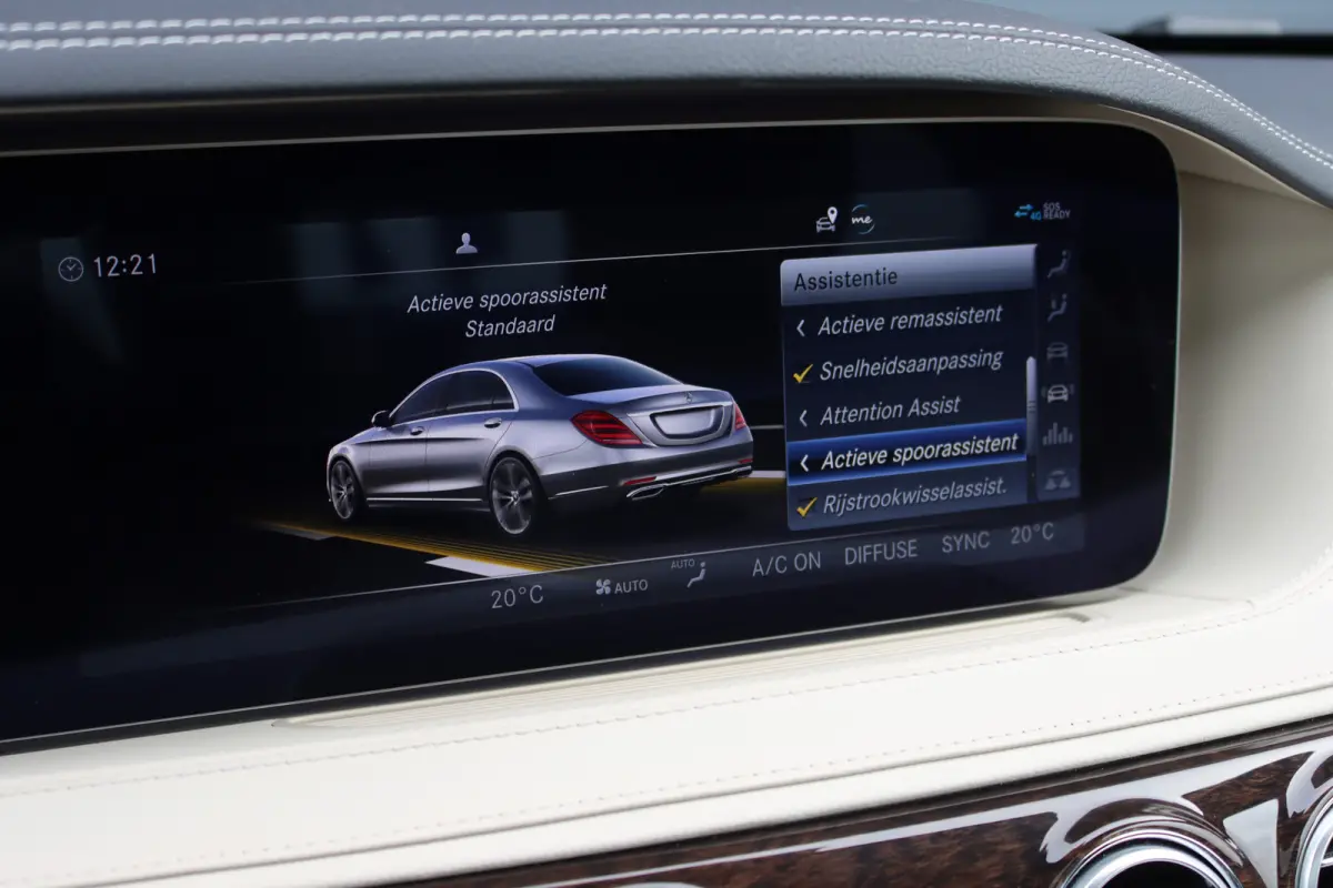 560 AMG Line Premium | V8 | Active Body Control | Distronic+ | HUD | Panoramadak | Burmester | Nachtzicht | Intelligent Light System | Soft-Close | Keyless Go | Camera | Nappa Leder |