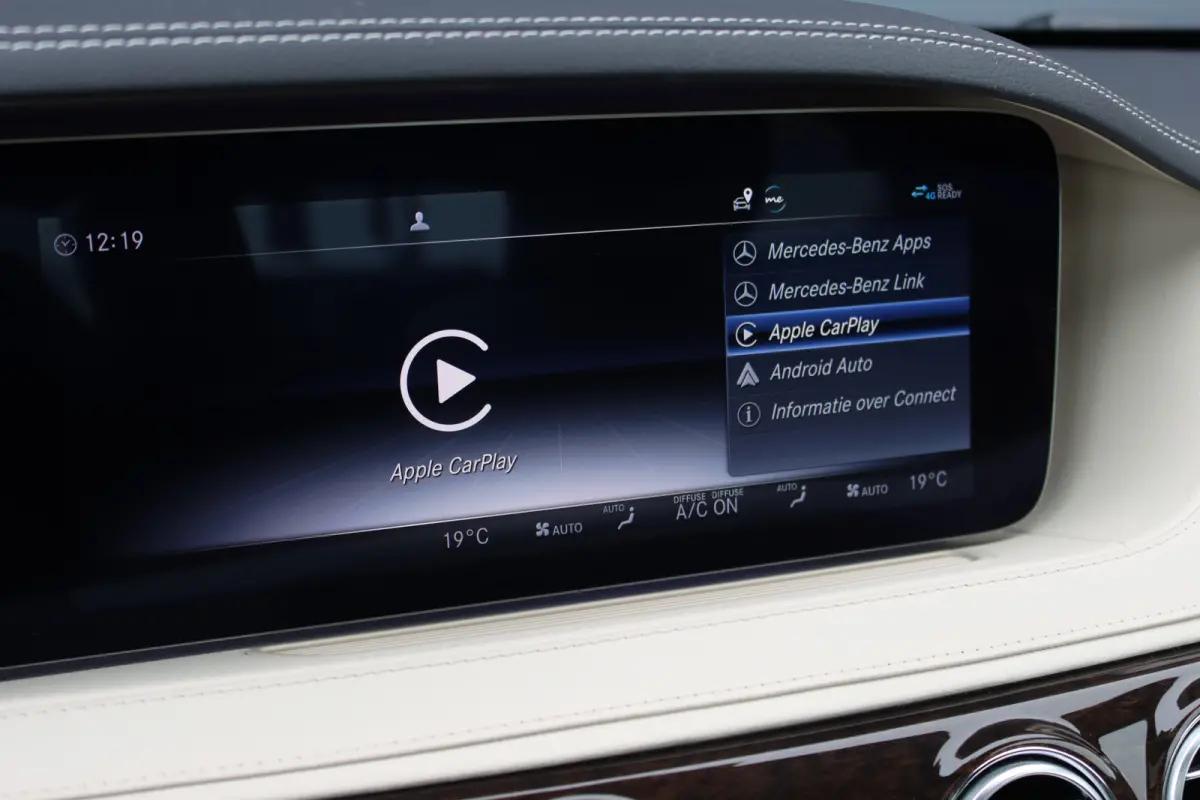 560 AMG Line Premium | V8 | Active Body Control | Distronic+ | HUD | Panoramadak | Burmester | Nachtzicht | Intelligent Light System | Soft-Close | Keyless Go | Camera | Nappa Leder |