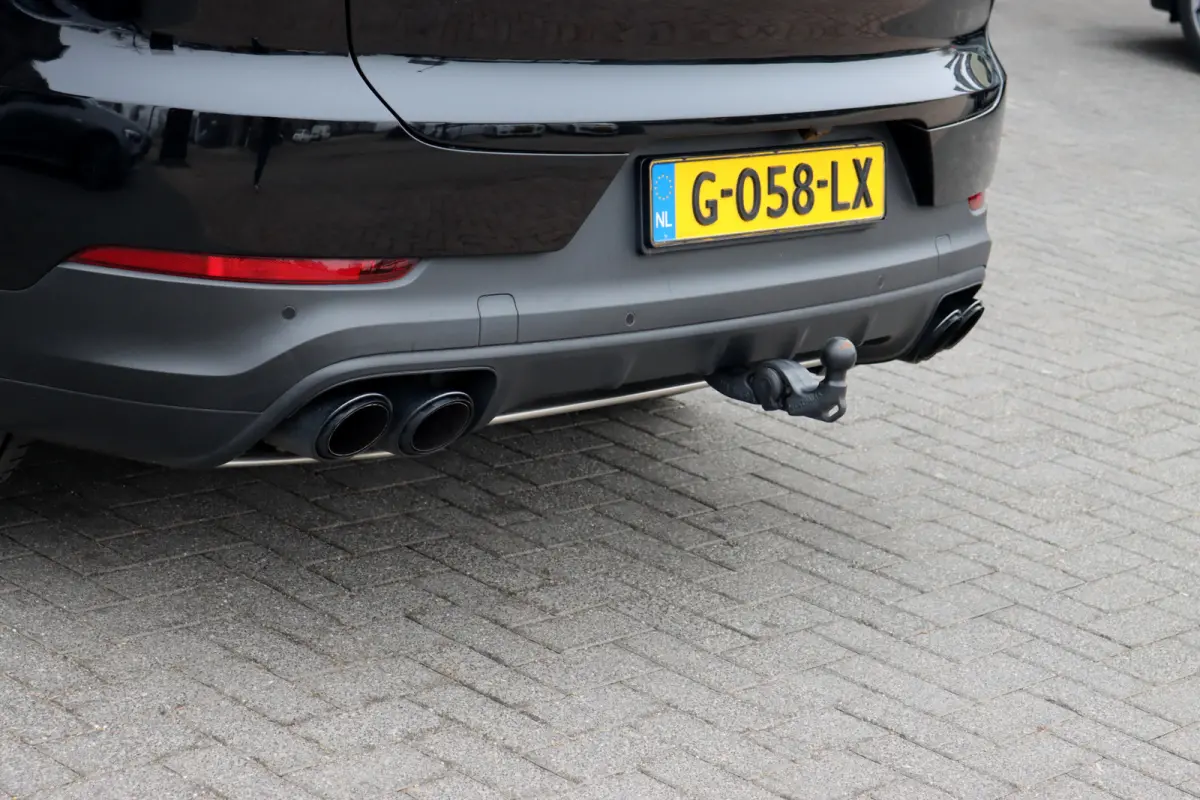 3.0 Aut8 | Luchtvering | Panoramadak | BOSE | Trekhaak | Leder | Memory | Stoelverwarming V+A | PDLS | Sport-Chrono-pakket | Soft-Close | Verwarmd Stuurwiel |