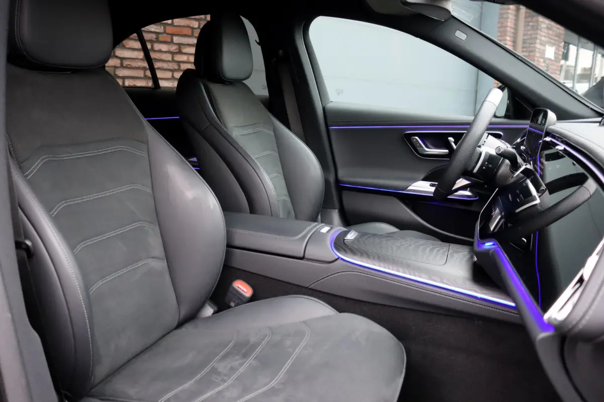 220 d AMG Line | Hyperscreen | Distronic | Memory | Surround Camera | Keyless Go | Verwarmd Stuurwiel | Digital Light | Nightpakket | Dodehoekassistent |