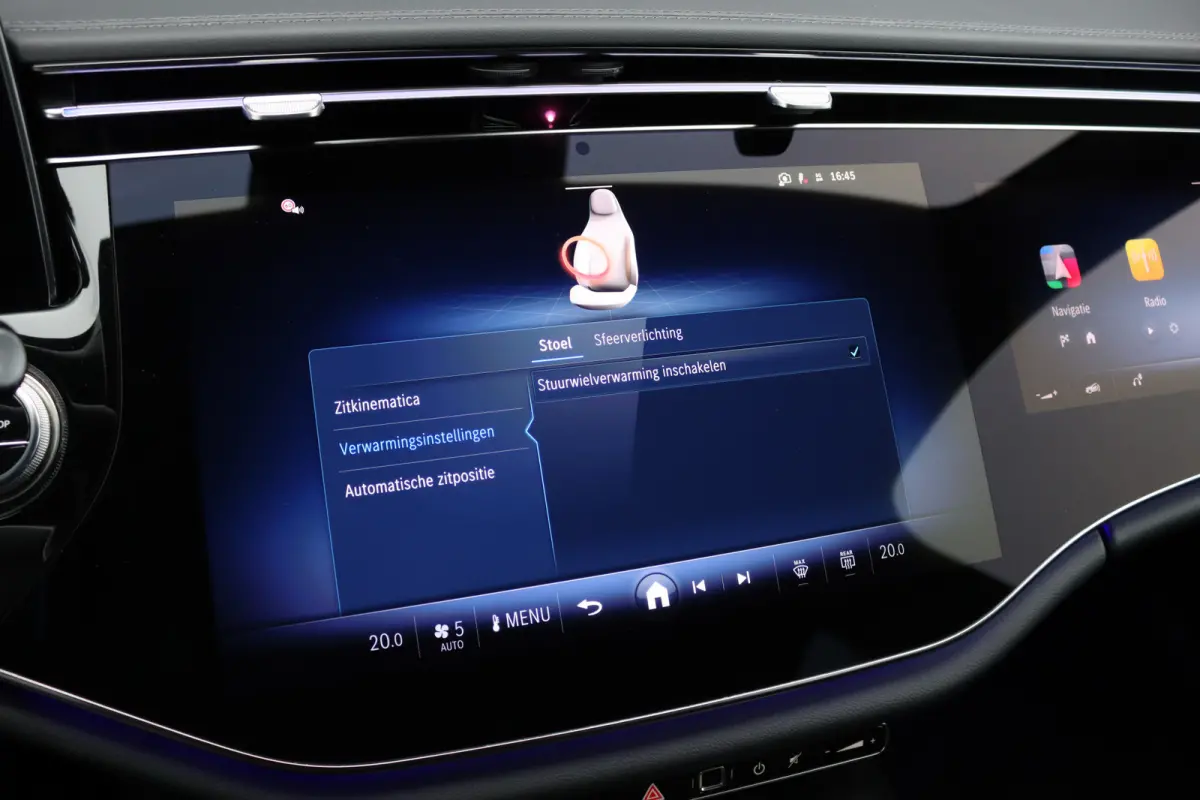 220 d AMG Line | Hyperscreen | Distronic | Memory | Surround Camera | Keyless Go | Verwarmd Stuurwiel | Digital Light | Nightpakket | Dodehoekassistent |