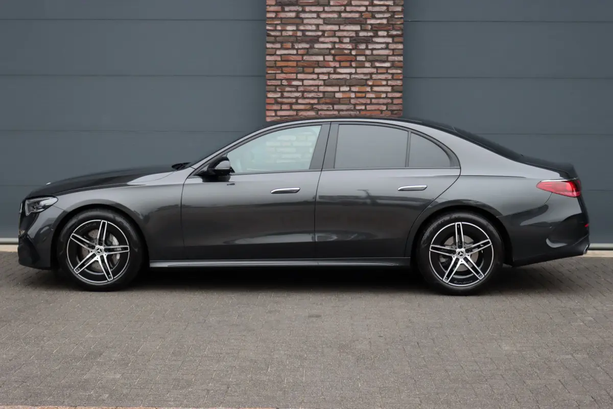 220 d AMG Line | Hyperscreen | Distronic | Memory | Surround Camera | Keyless Go | Verwarmd Stuurwiel | Digital Light | Nightpakket | Dodehoekassistent |