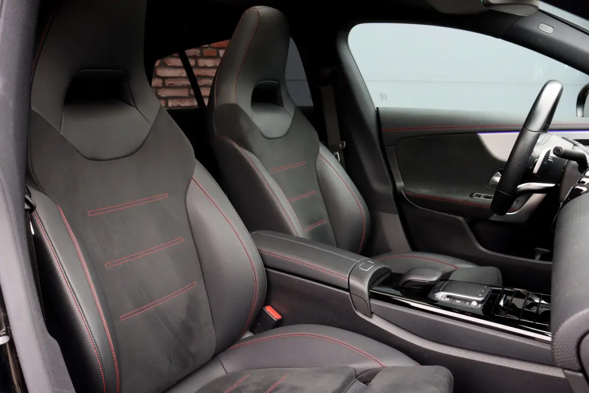 250 e AMG Line | Panoramadak | Distronic+ | Memory | HUD | Surround Camera | Keyless Go | Widescreen | Sfeerverlichting |