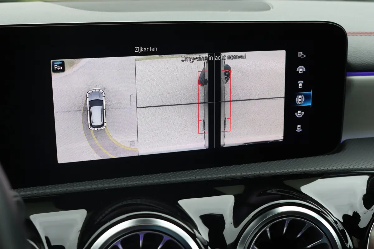 250 e AMG Line | Panoramadak | Distronic+ | Memory | HUD | Surround Camera | Keyless Go | Widescreen | Sfeerverlichting |