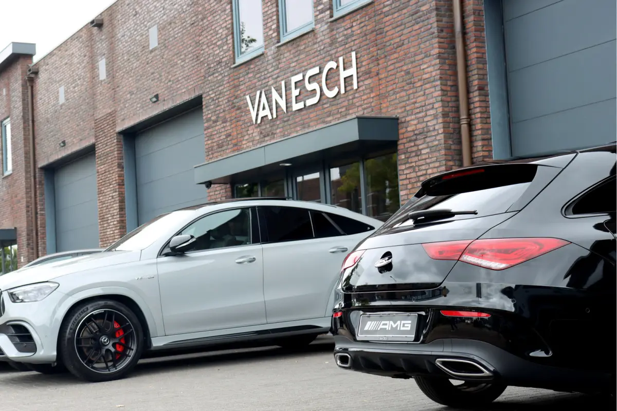 250 e AMG Line | Panoramadak | Distronic+ | Memory | HUD | Surround Camera | Keyless Go | Widescreen | Sfeerverlichting |