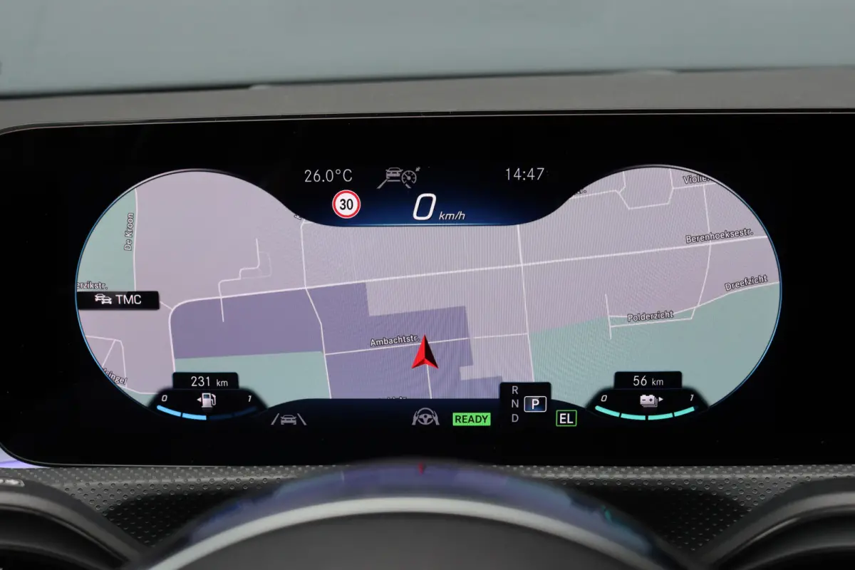 250 e AMG Line | Panoramadak | Distronic+ | Memory | HUD | Surround Camera | Keyless Go | Widescreen | Sfeerverlichting |