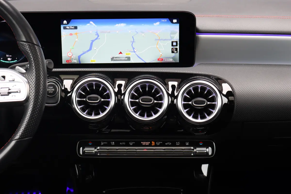 250 e AMG Line | Panoramadak | Distronic+ | Memory | HUD | Surround Camera | Keyless Go | Widescreen | Sfeerverlichting |