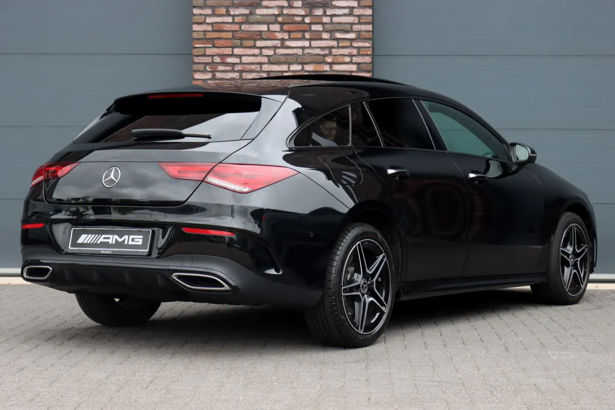 250 e AMG Line | Panoramadak | Distronic+ | Memory | HUD | Surround Camera | Keyless Go | Widescreen | Sfeerverlichting |