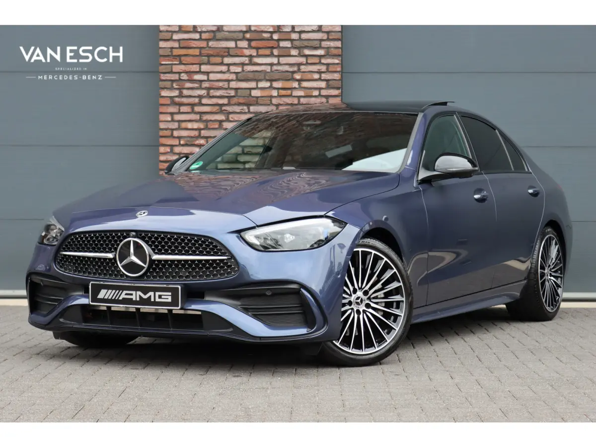 220 d AMG Line | Panoramadak | Surround Camera | Memory | Digital Light | Advanced Sound System | HUD | Keyless Go | Verwarmd Stuurwiel | Augmented Reality |