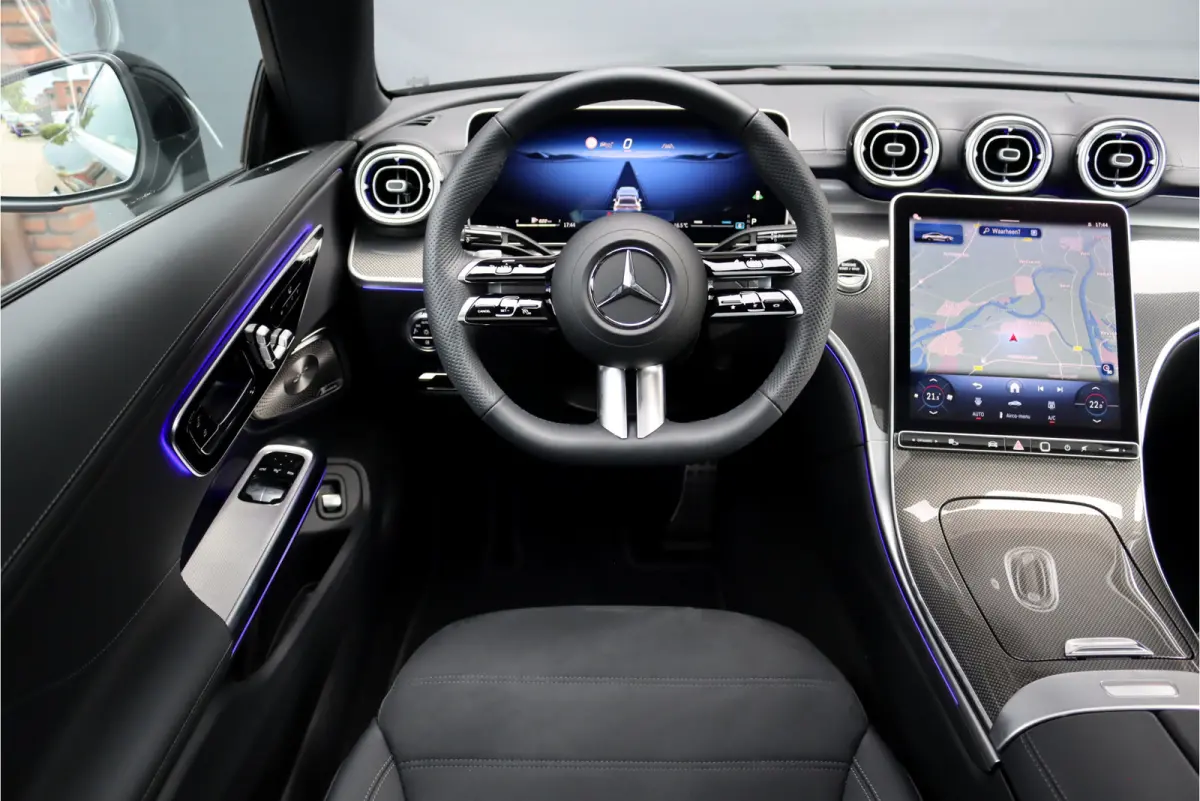 200 AMG Line | Distronic Pro | Panoramadak | Memory | Burmester | Verwarmd Stuurwiel | Digital Light | Keyless Go | Camera | Stoelverwarming |