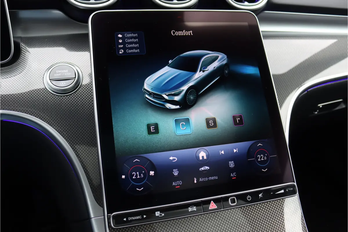 200 AMG Line | Distronic Pro | Panoramadak | Memory | Burmester | Verwarmd Stuurwiel | Digital Light | Keyless Go | Camera | Stoelverwarming |