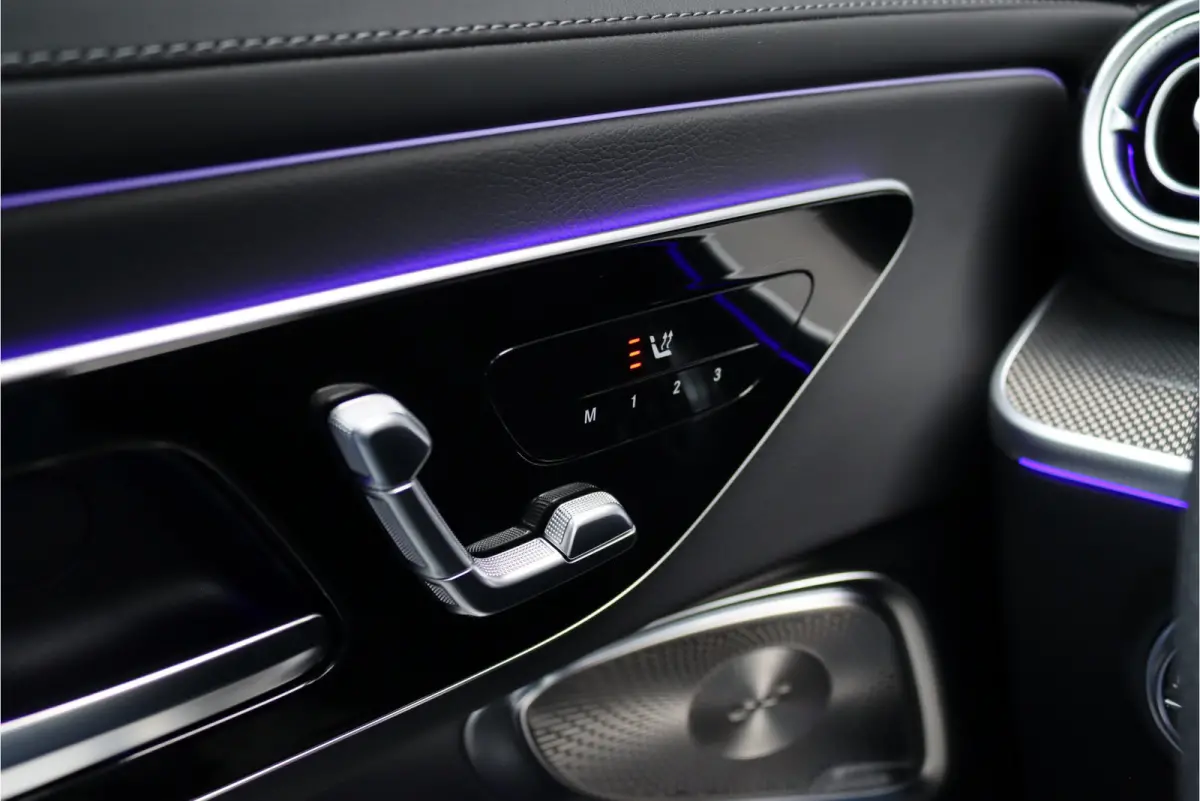 200 AMG Line | Distronic Pro | Panoramadak | Memory | Burmester | Verwarmd Stuurwiel | Digital Light | Keyless Go | Camera | Stoelverwarming |