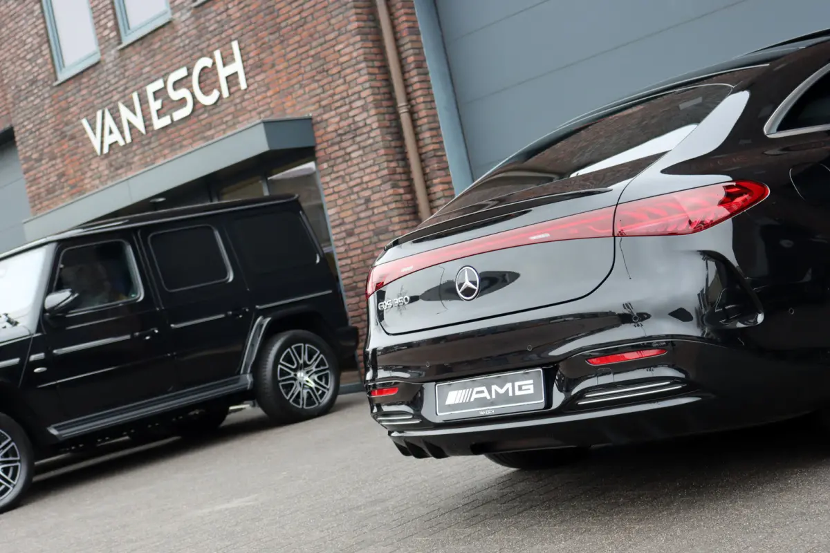 350 Exclusive Line 118 kWh | Airmatic | Achterasbesturing | Hyperscreen | Distronic+ | Panoramadak | HUD | Trekhaak | Digital Light | Burmester | Keyless Go | Verwarmd Stuurwiel | 22kW |