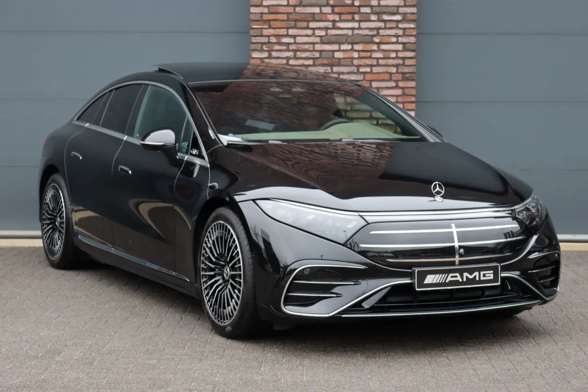350 Exclusive Line 118 kWh | Airmatic | Achterasbesturing | Hyperscreen | Distronic+ | Panoramadak | HUD | Trekhaak | Digital Light | Burmester | Keyless Go | Verwarmd Stuurwiel | 22kW |