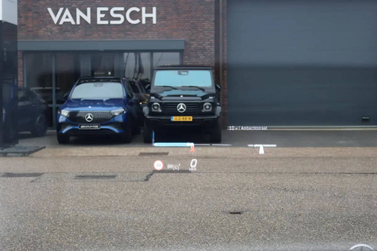 350 Exclusive Line 118 kWh | Airmatic | Achterasbesturing | Hyperscreen | Distronic+ | Panoramadak | HUD | Trekhaak | Digital Light | Burmester | Keyless Go | Verwarmd Stuurwiel | 22kW |