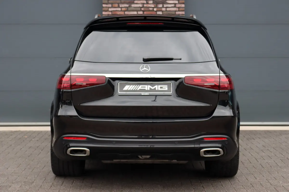 580 V8 4MATIC AMG Line | Facelift | Airmatic | Panoramadak | Massage | Stoelventilatie | Memory | Burmester High End | HUD | Surround Camera | Trekhaak | Soft-Close | Vlakkenverwarming |