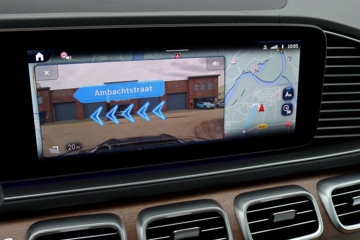 580 V8 4MATIC AMG Line | Facelift | Airmatic | Panoramadak | Massage | Stoelventilatie | Memory | Burmester High End | HUD | Surround Camera | Trekhaak | Soft-Close | Vlakkenverwarming |