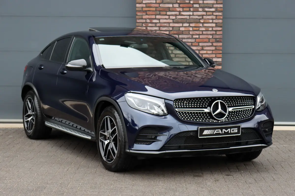 250 4MATIC AMG Line | Schuifdak | Dodehoekassistent | Nightpakket | Stoelverwarming | Camera | Zitcomfortpakket | Navigatie | Cruise Control | High Perf. LED |