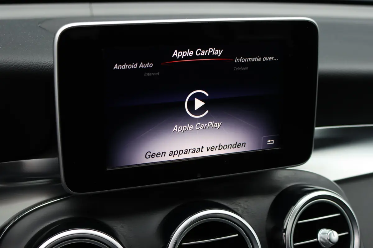 250 4MATIC AMG Line | Schuifdak | Dodehoekassistent | Nightpakket | Stoelverwarming | Camera | Zitcomfortpakket | Navigatie | Cruise Control | High Perf. LED |