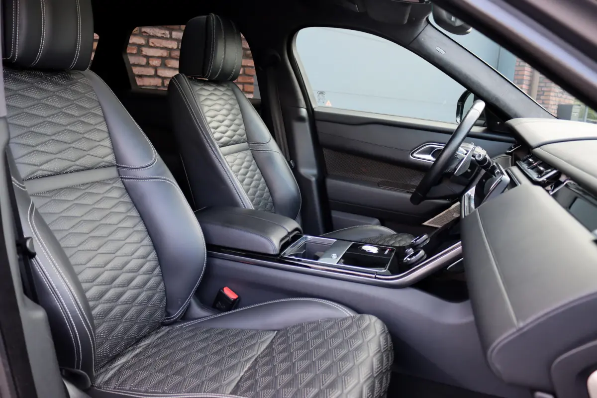 5.0 V8 SV Autobiography Dynamic Edition Aut8 | Panoramadak | Adaptieve Cruise Control | Meridian Signature | Massage | Stoelventilatie | Verwarmd Stuurwiel | HUD |