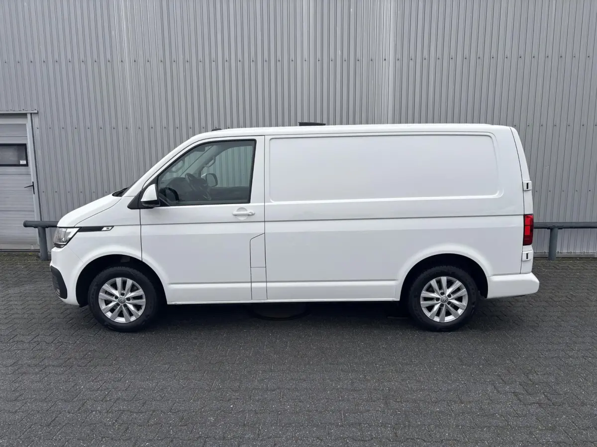 2.0 TDI L1H1*AUTOM.*CARPLAY*A/C*CRUISE*NAVI*HAAK*
