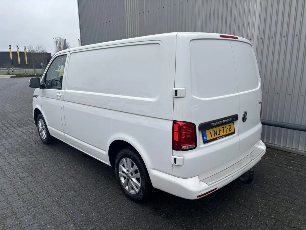 2.0 TDI L1H1*AUTOM.*CARPLAY*A/C*CRUISE*NAVI*HAAK*