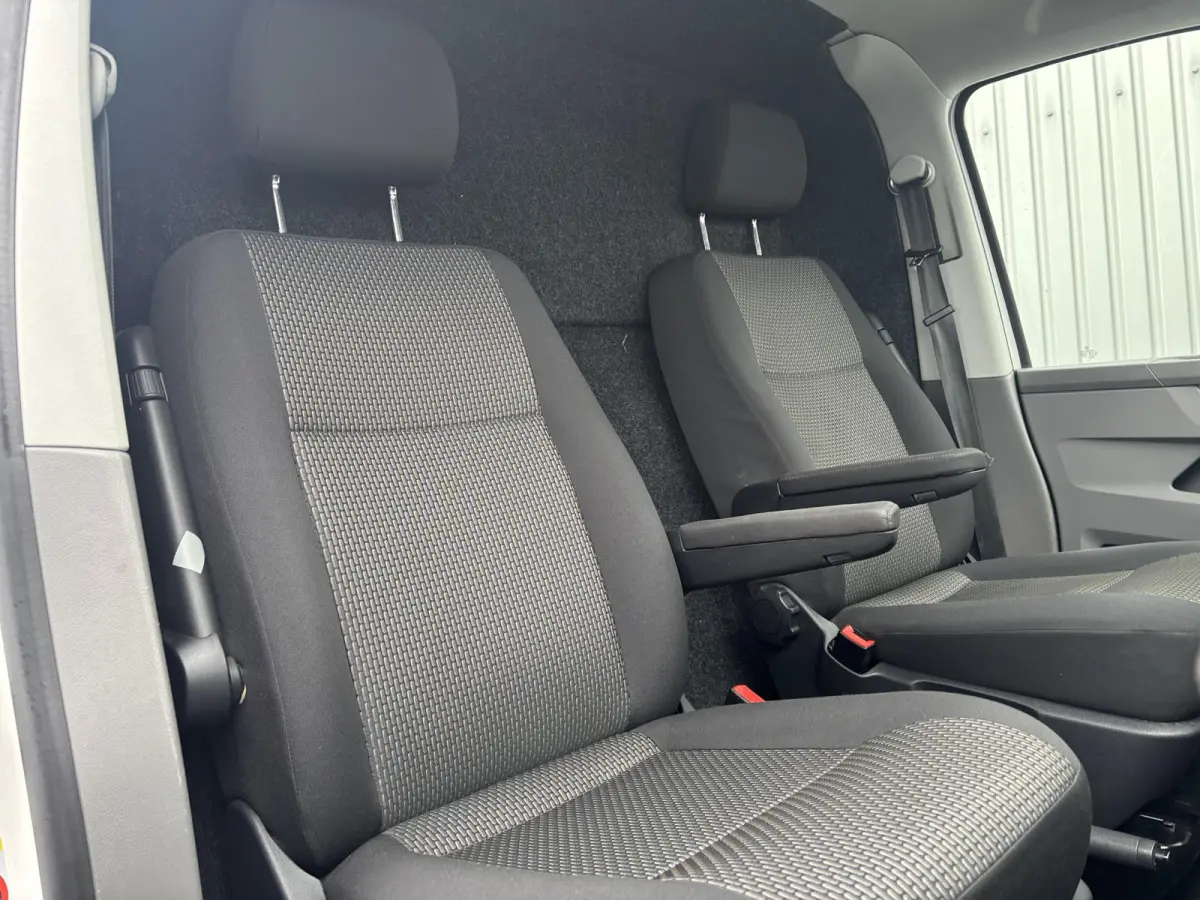 2.0 TDI L1H1*AUTOM.*CARPLAY*A/C*CRUISE*NAVI*HAAK*
