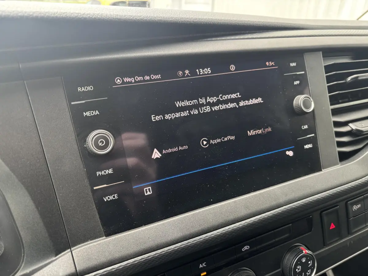 2.0 TDI L1H1*AUTOM.*CARPLAY*A/C*CRUISE*NAVI*HAAK*