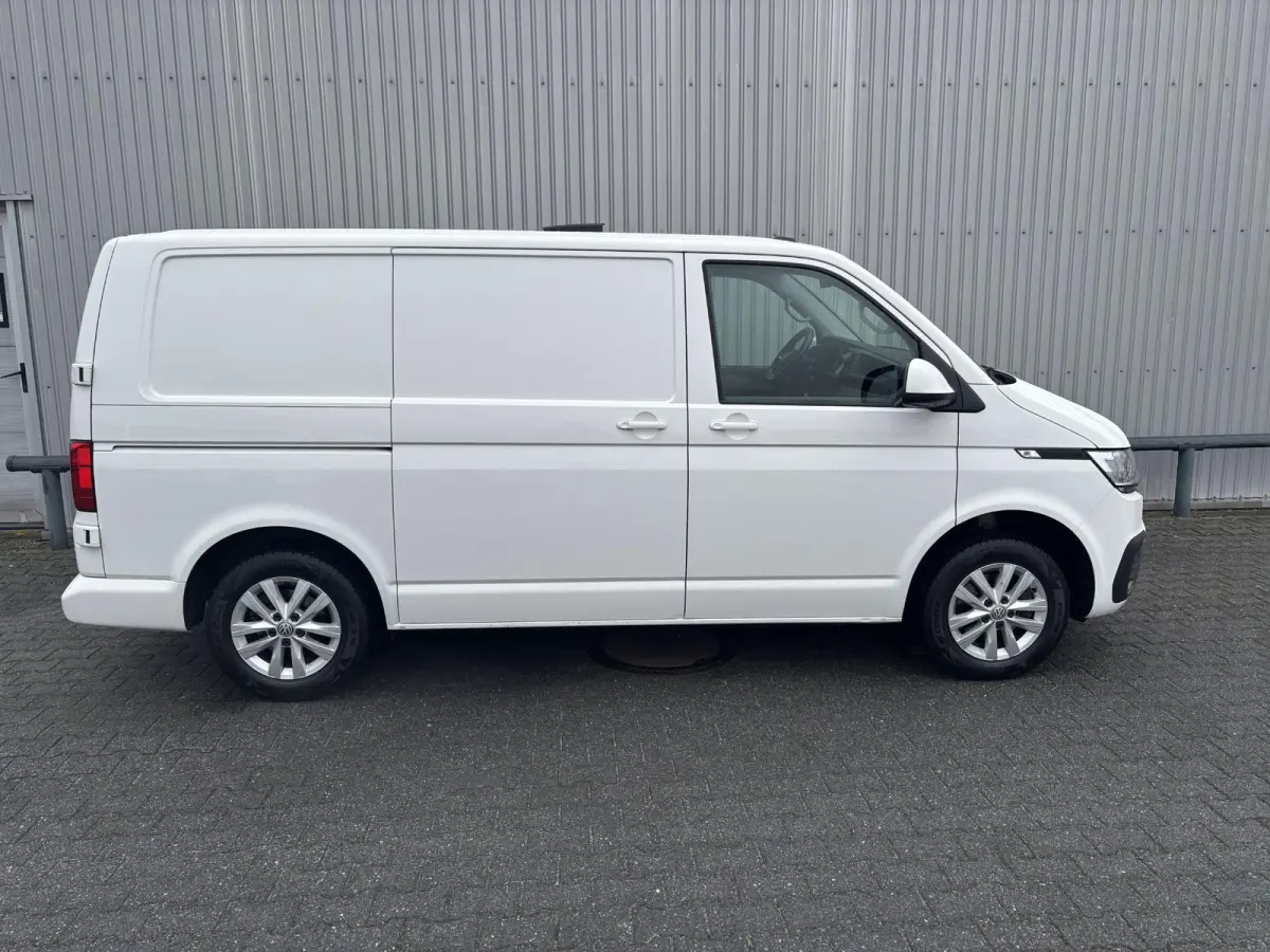 2.0 TDI L1H1*AUTOM.*CARPLAY*A/C*CRUISE*NAVI*HAAK*