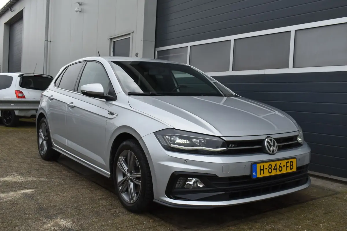 1.0 TSI Highline R-Line Automaat leer !!