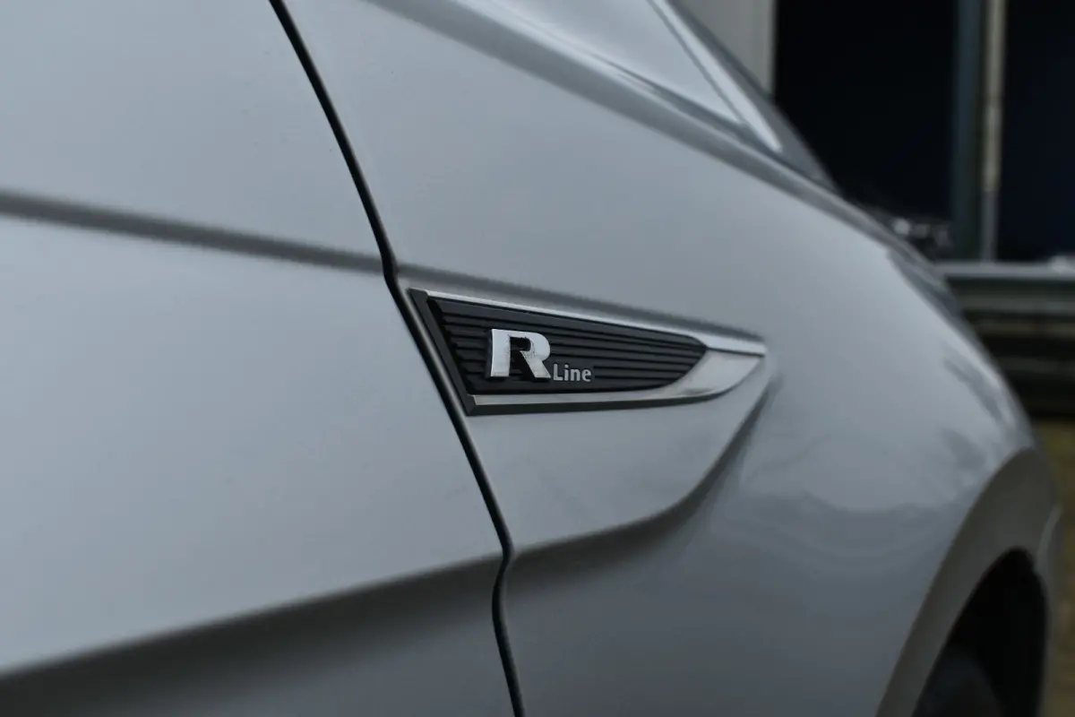 1.0 TSI Highline R-Line Automaat leer !!